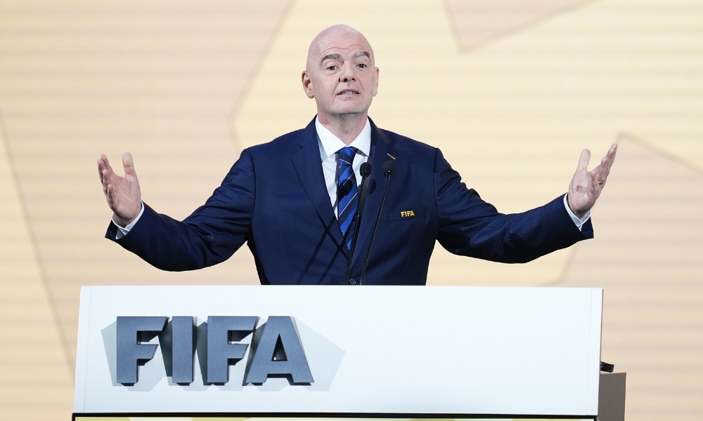 太阳0-4不敌森林狼，球队组建三巨头告吹，面临困境.